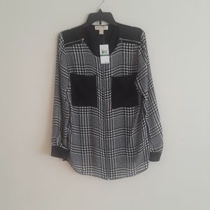 Michael Kors black white zip front blouse